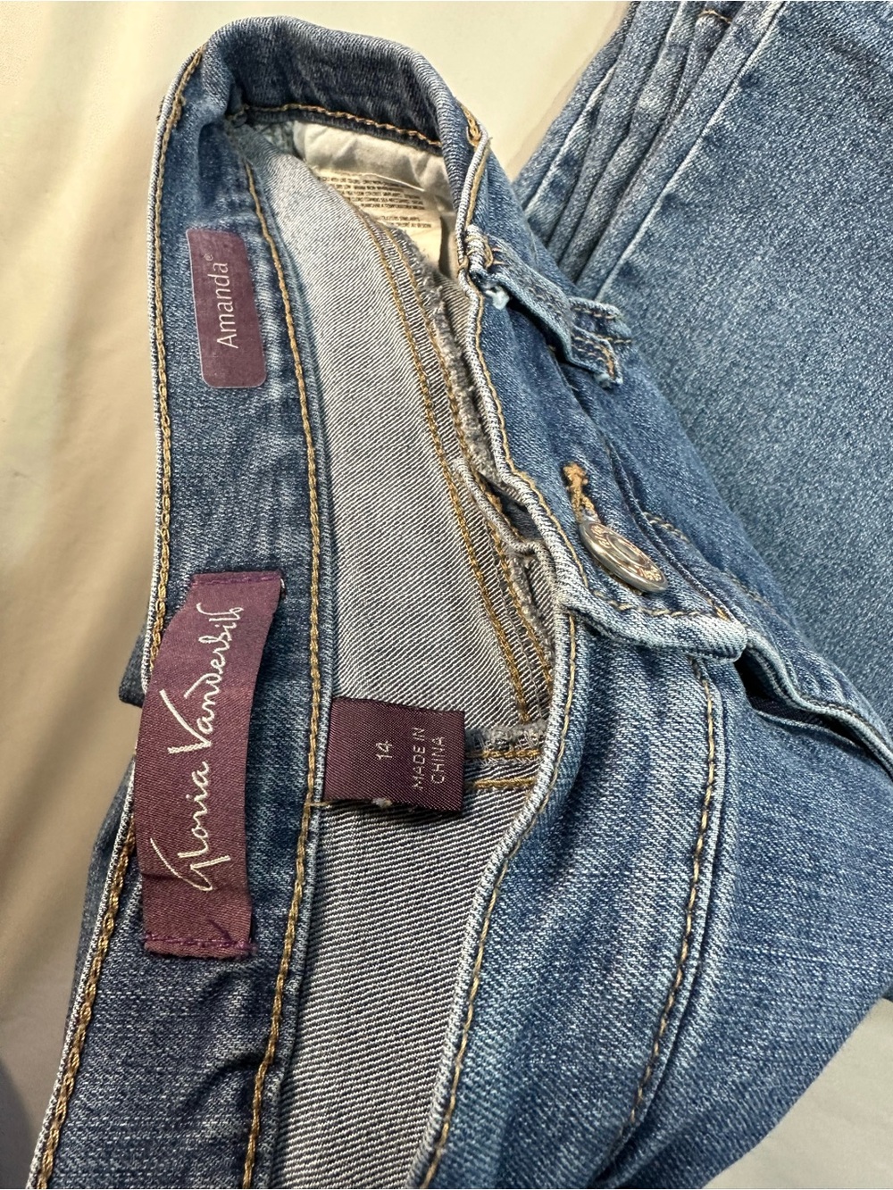 Gloria Vanderbilt Straight Leg Jeans Trio - Blue, Tan, Black size 14 - Picture 4 of 12